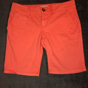 SO Coral Bermuda Shorts Size 3